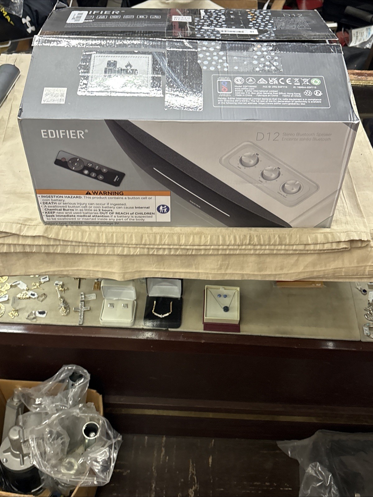 Edifier D12 Tabletop Integrated Stereo Wireless Speaker Bluetooth RCA AUX Inputs