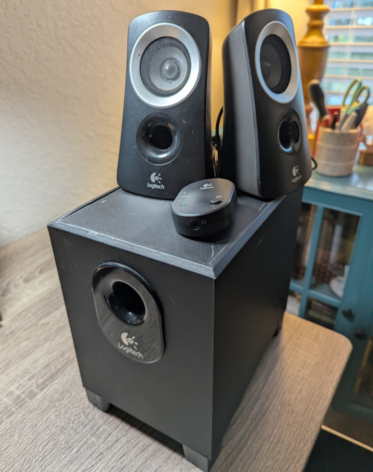 Logitech Z313 2.1 Speaker System Subwoofer & Satellites Tested Working Black
