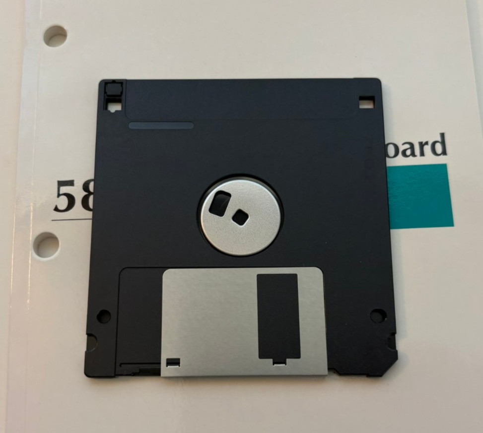 Intel PIIX/3 BusMaster IDE Drivers 3.5″ Floppy Disc W/ 586IPVG System Board Book