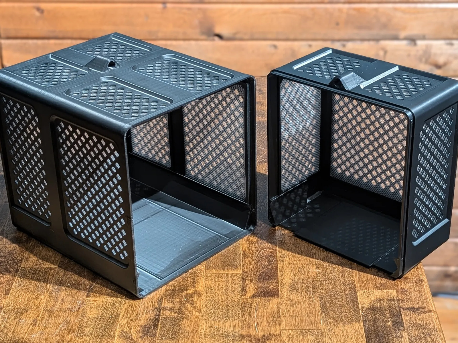 3D Printed Enclosure for Minisforum DEG1 eGPU Dock | Custom Case/Shell
