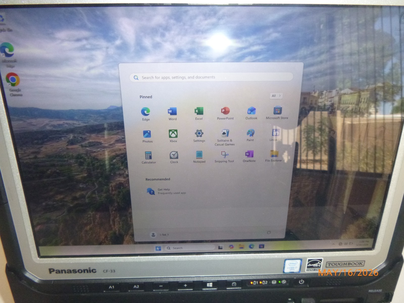 Panasonic Toughbook CF-33 i7-7600U 2.8GHz 16GB 512GB – Win 11 Pro – MS Office