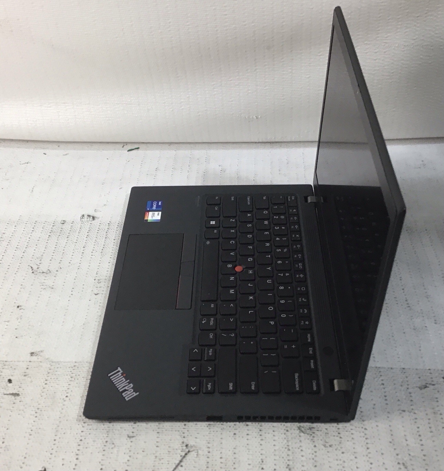 Lenovo ThinkPad T14s Gen 2i i7-1165G7 16GB RAM 512GB SSD READ DESCRIPTION