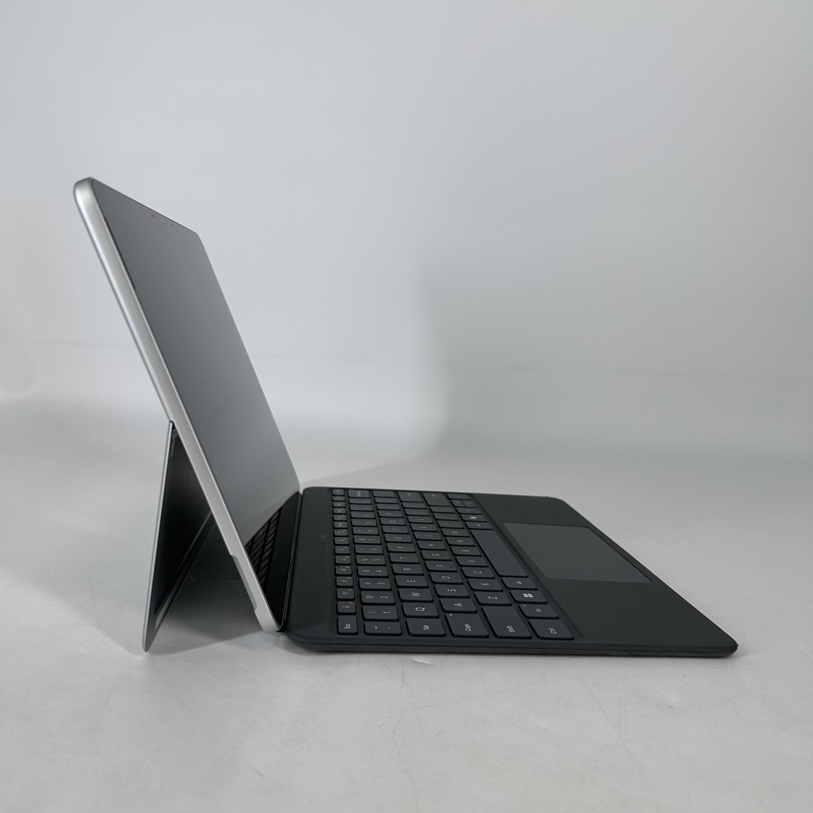 Microsoft Surface Pro 12 Snapdragon X Plus 3.3GHz 16GB 256GB UFS Good