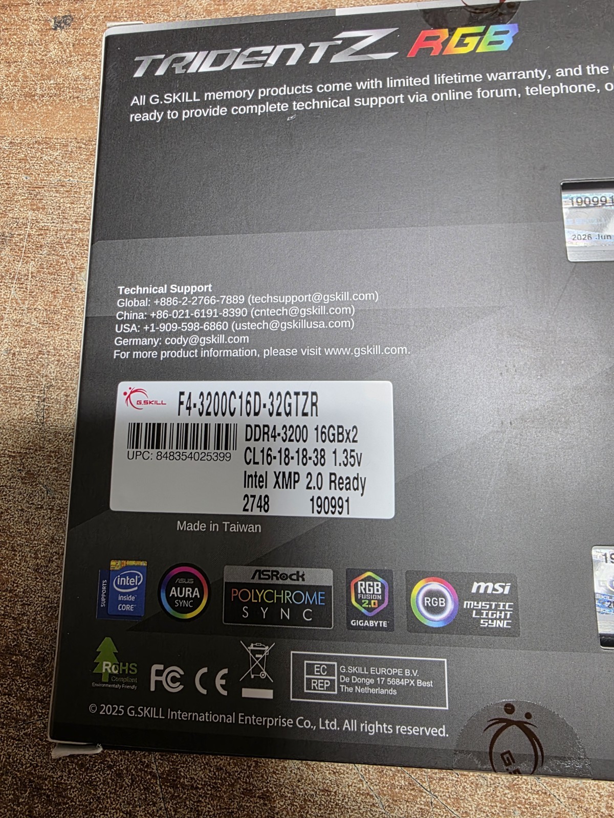 G. SKILL TridentZ RGB 32GB (2 x 16GB) (DDR4-3200) DDR4 3200MHz (CL16) EXPO & Xmp