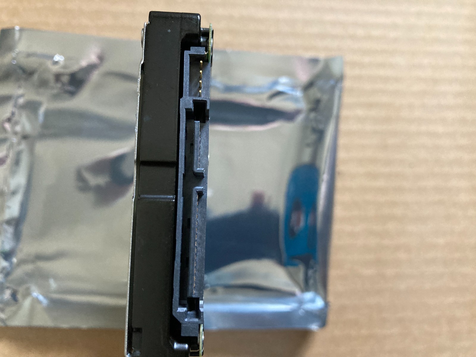 4TB SATA 2.5″ SEAGATE ST4000LM024 sn: WCK 1BR7V *** ZERO HOURS ***