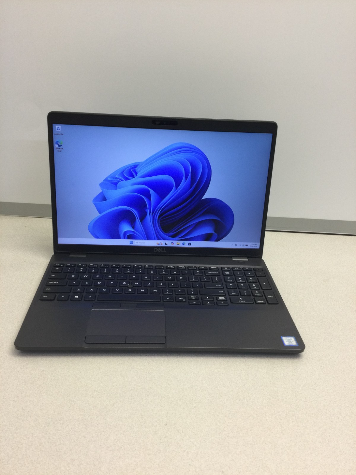 Dell Latitude 5500 15.6″ 256GB SSD Core i7-8665u, 1.90GHz 8GB RAM GB WIN 11 PRO