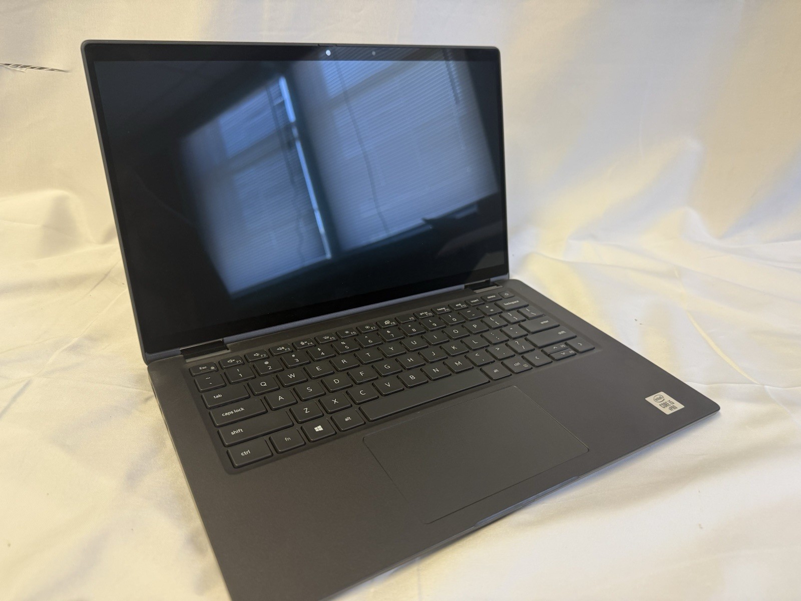 Dell Latitude 7410 14″ Core i5-10310U 1.7GHz 16GB RAM NO OS/NO SSD