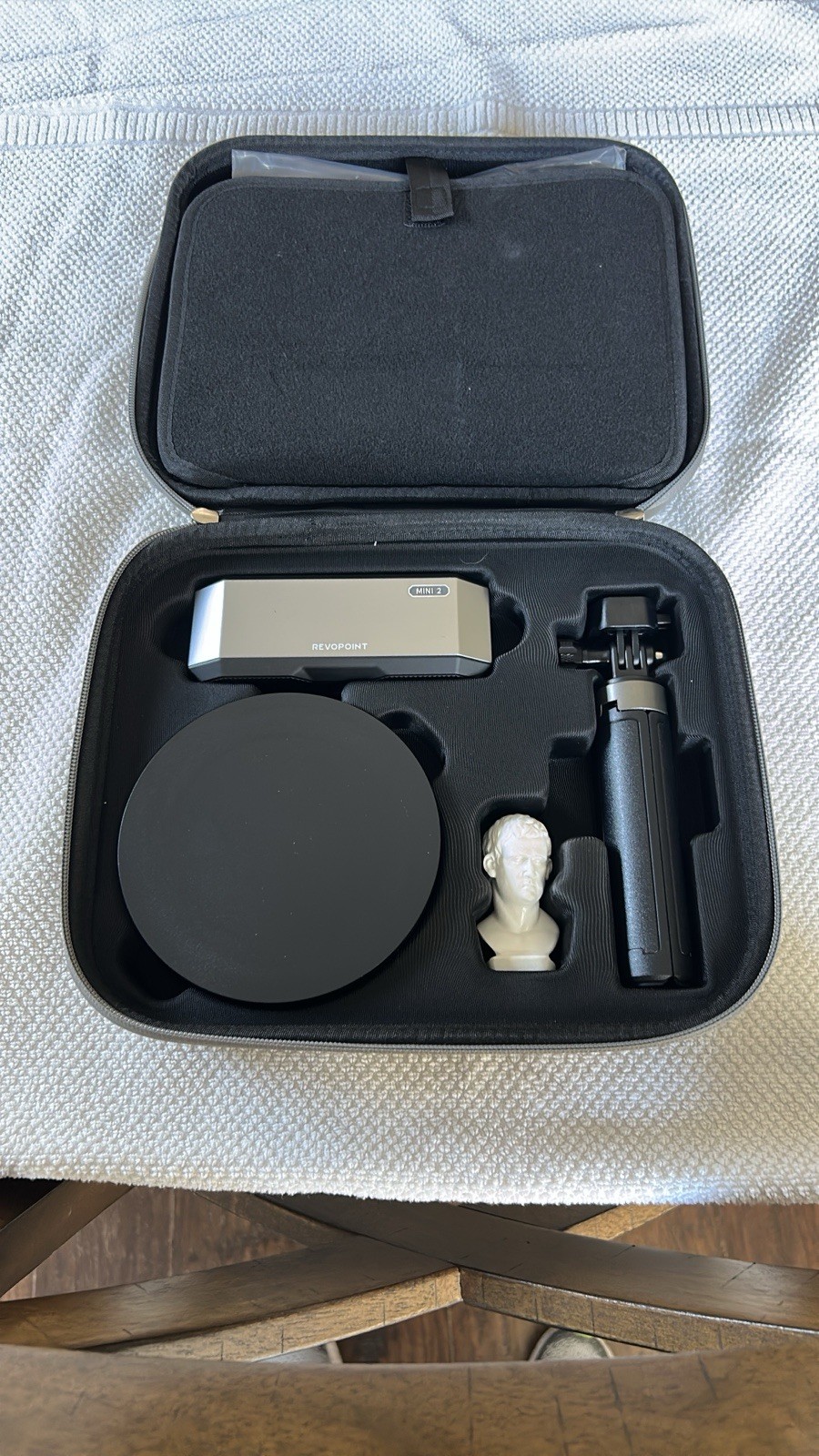 Revopoint MINI 2 Handheld 3D Scanner Kit, Revopoint Turntable Included