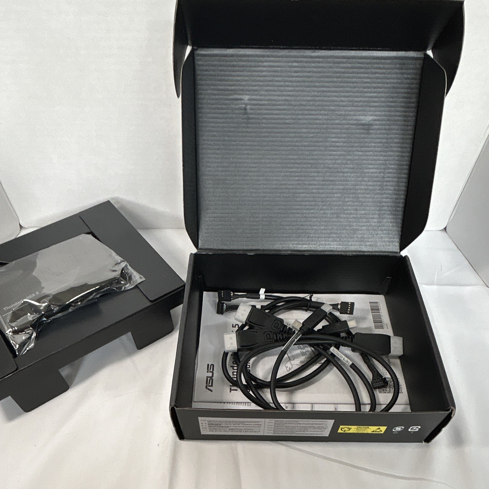 ASUS ThunderboltEX 5 Thunderbolt 5 PCIe x4 Card, 3-Port USB-C/DP 120Gbps