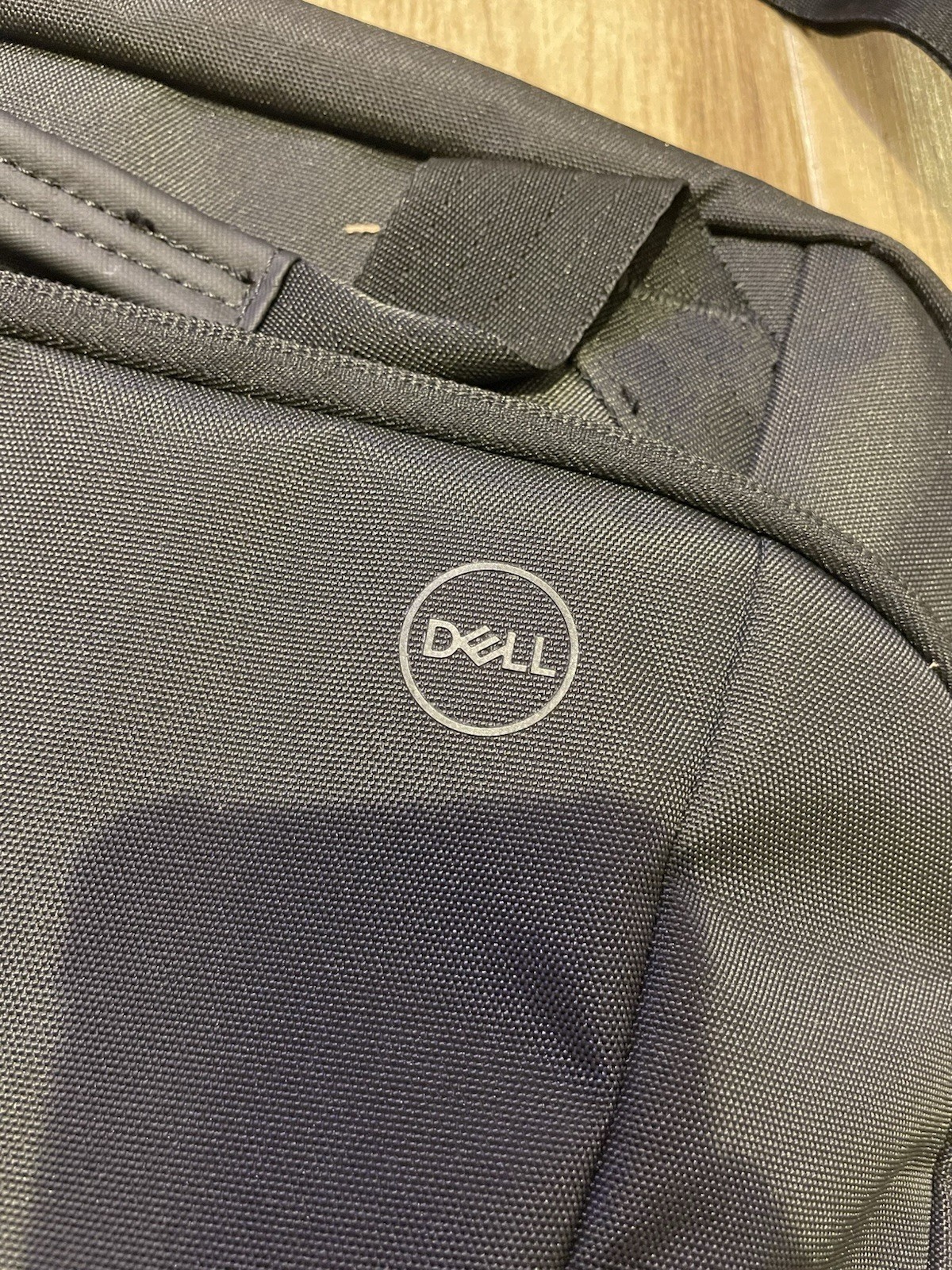 Dell Black 15in Shoulder/Messenger Laptop Bag Polyester Padded Adjustable Strap