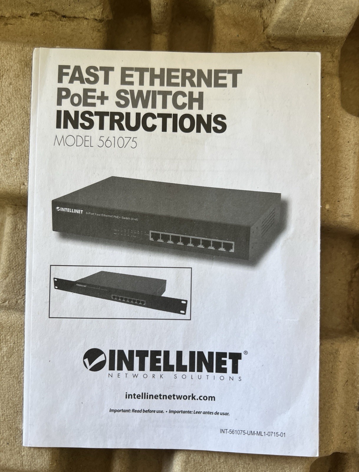 Intellinet 8-Port PoE+ Switch 561075 Fast Ethernet 4+4 New Open Box Complete