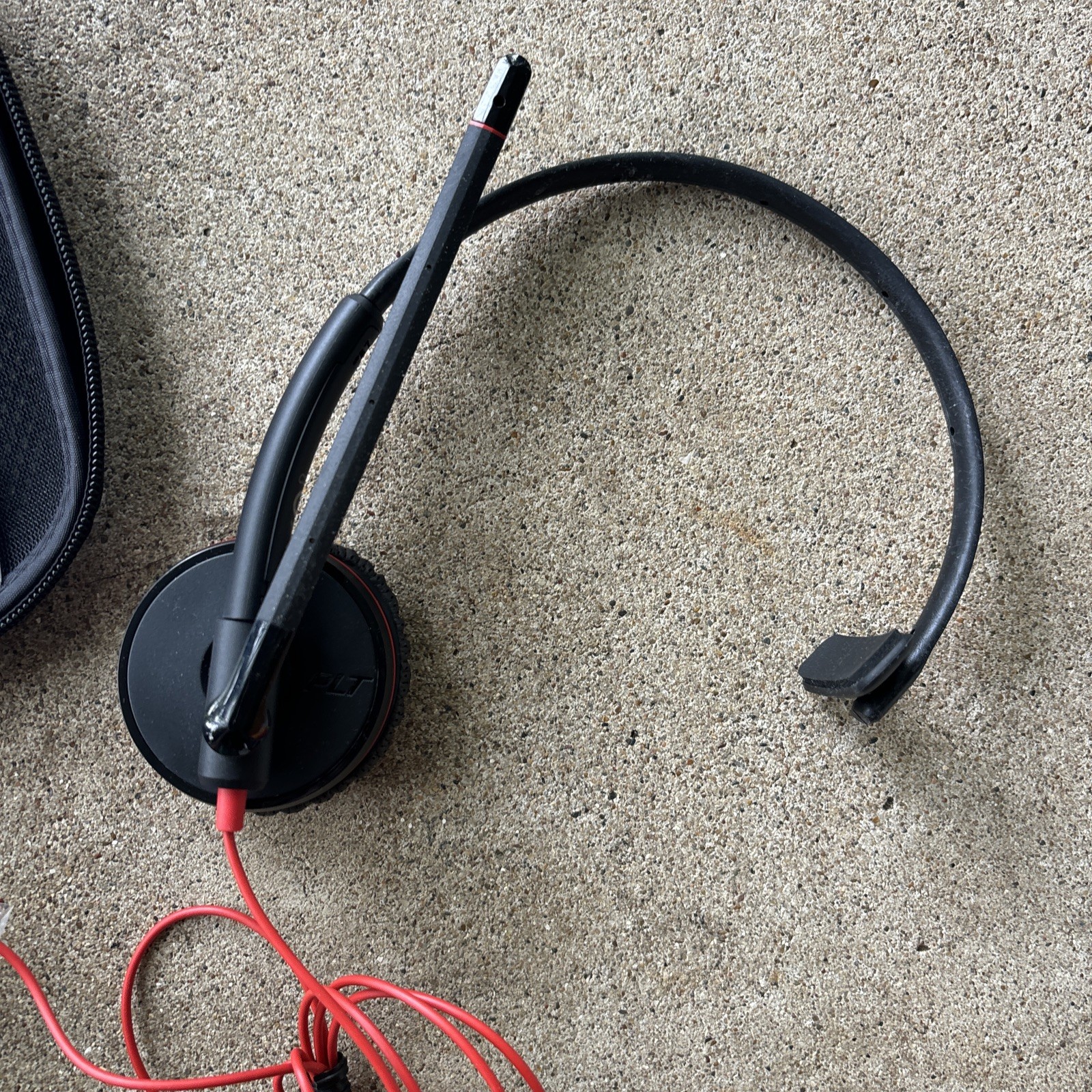 Plantronics Blackwire 3220 USB Over-the-Ear Headset – Black