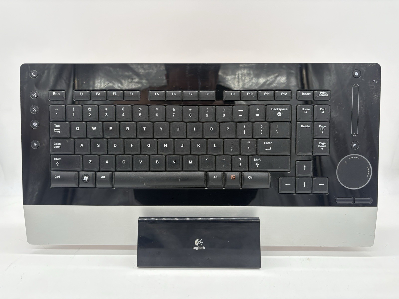 Logitech DiNovo Edge Wireless Bluetooth Keyboard & Charging Dock Y-RAY81