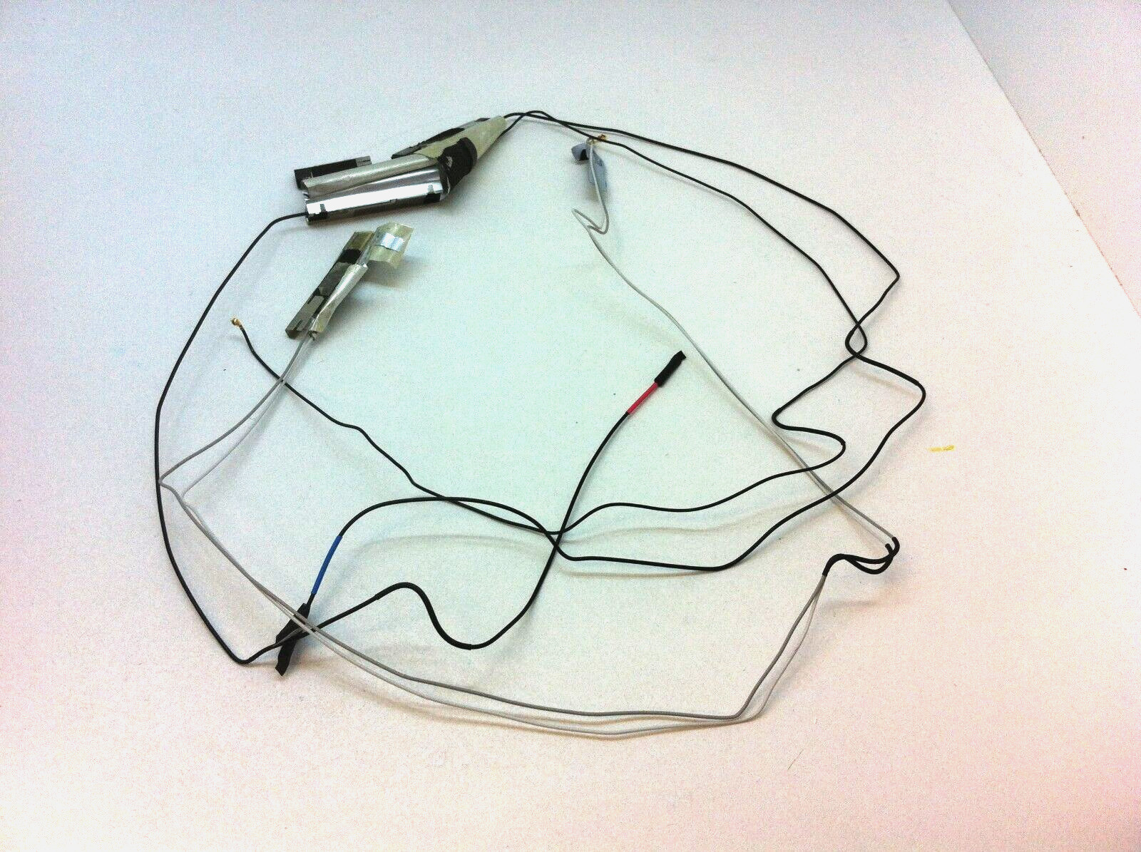 Genuine IBM Lenovo ThinkPad T530 W530 T530i Laptop Wireless WIFI ANTENNAS 229