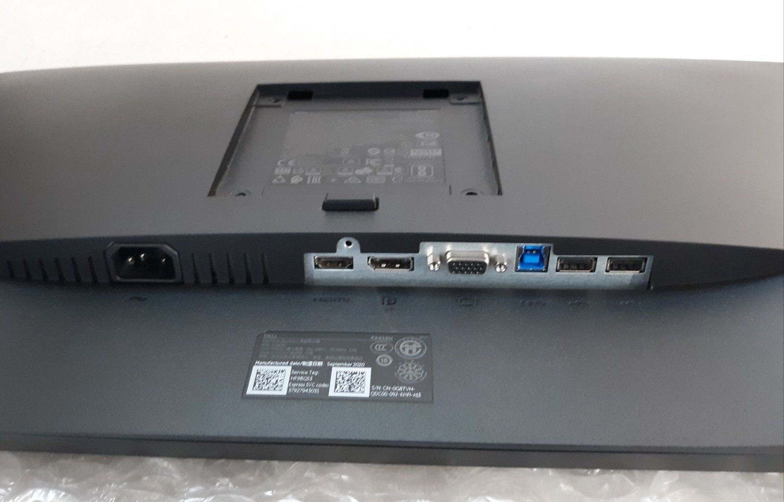 Dell P2419H 23.8″ IPS LED Backlit Full HD Monitor w/ Stand HDMI VGA USB 3.0