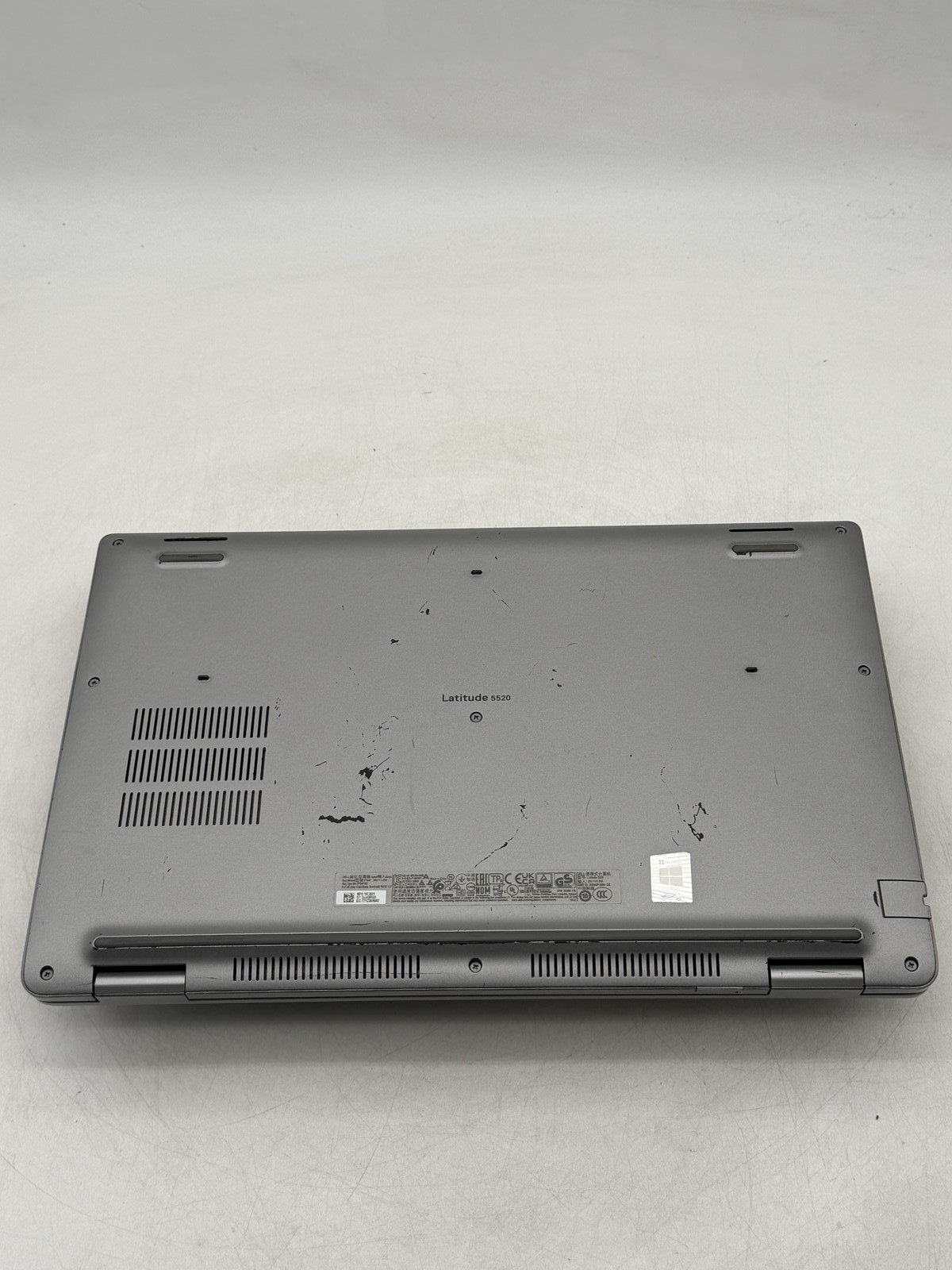 Dell Latitude 5520 15.6″ 16GB 512GB i7-1185G7 (Win 11) READ