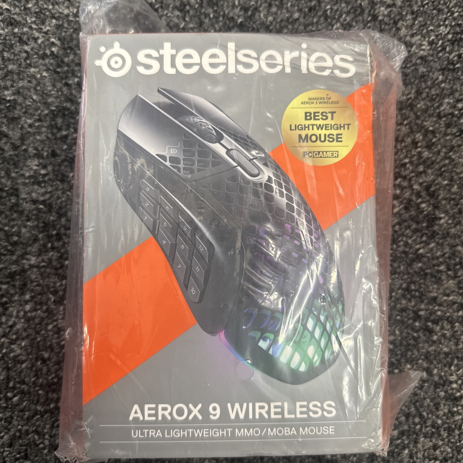 SteelSeries AEROX 9 Wireless 62618 Gaming Mouse Black New Ultra Light weight