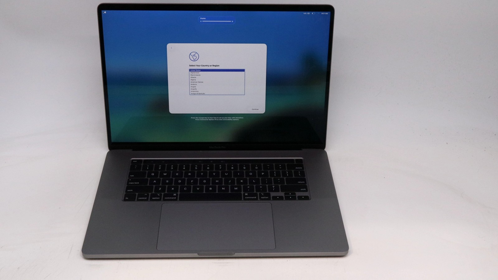 Apple Macbook Pro 16″ i9-9980HK 32GB 2048GB – Good