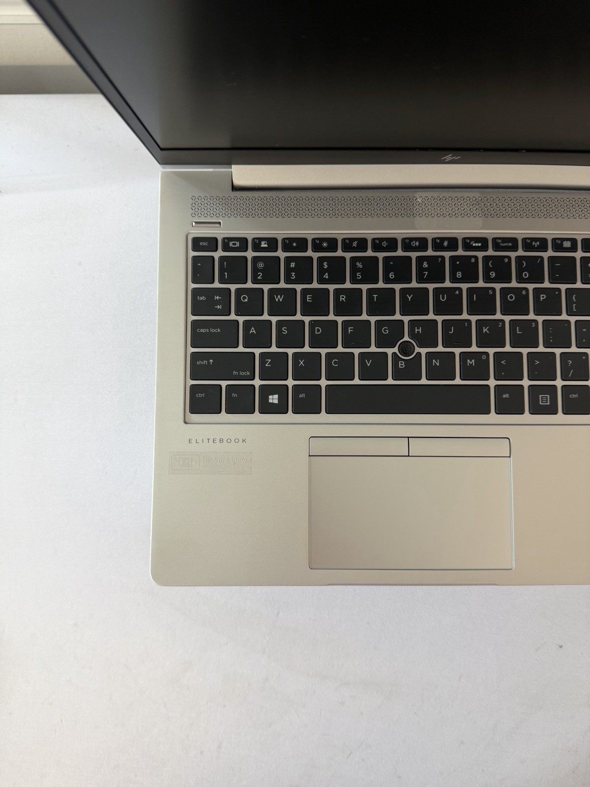 HP Elitebook 840 G6 Laptop – Screen Yellowing – Intel i7 Gen 8 – Read Des
