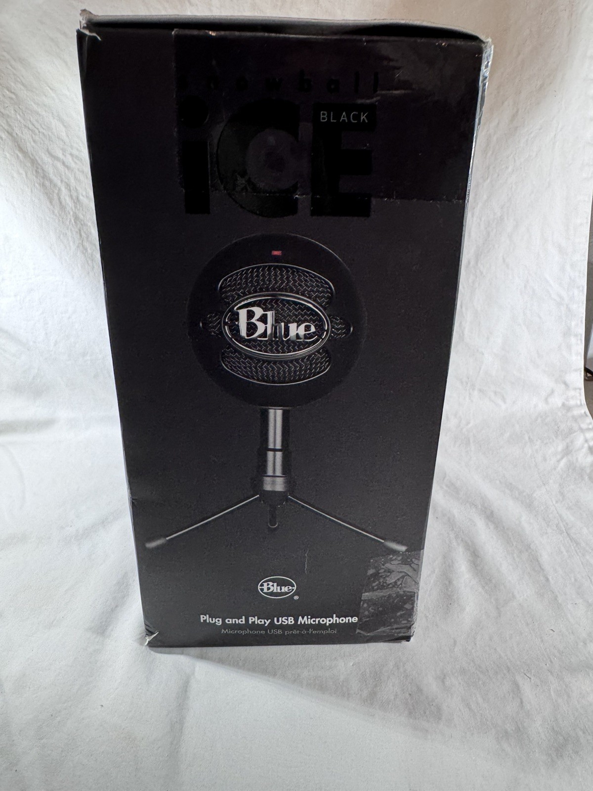 Blue USB Microphone Black Plug and Play open box never used