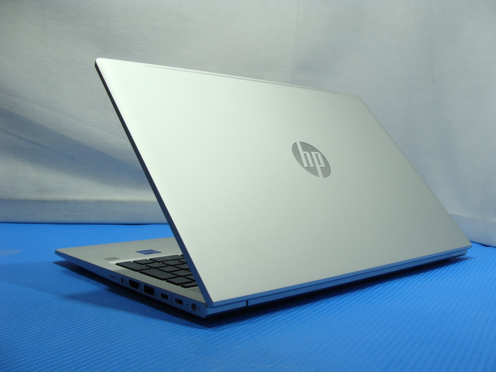 HP ProBook 450 G10 15.6″ FHD Intel Core i7 13th Gen 16GB 512GB Windows 11Pro +PA