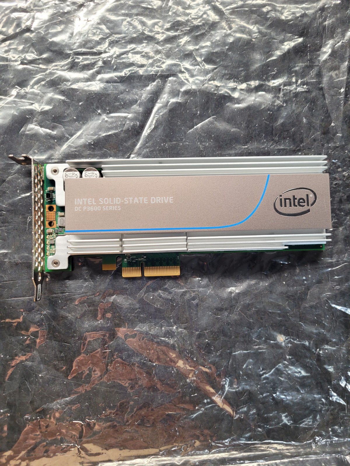 Intel / Oracle DC P3605 Series 1.6TB PCIe NVMe SSD SSDPEDME016T4S