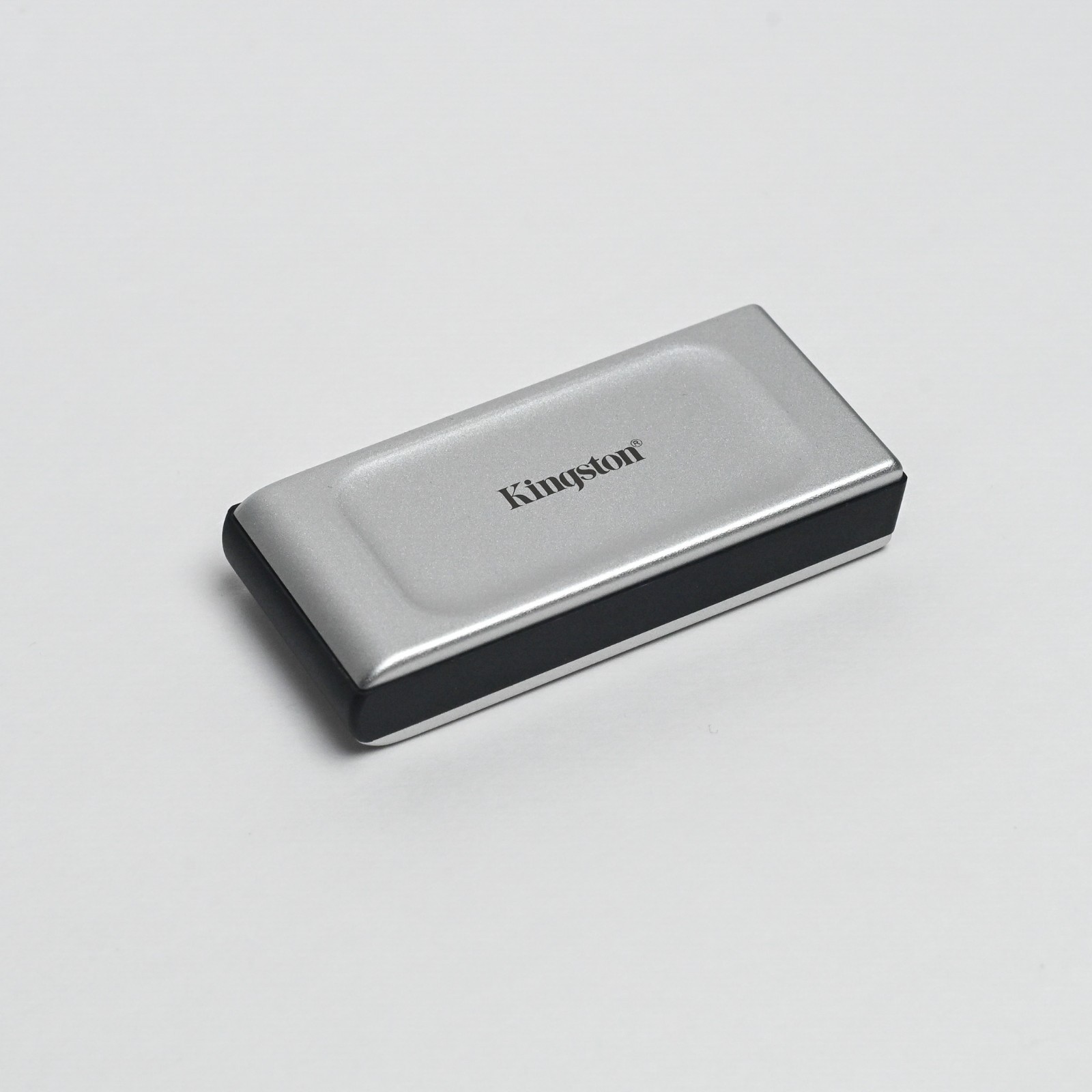 Kingston XS2000 1TB USB-C Portable External SSD (SXS2000/1000G)