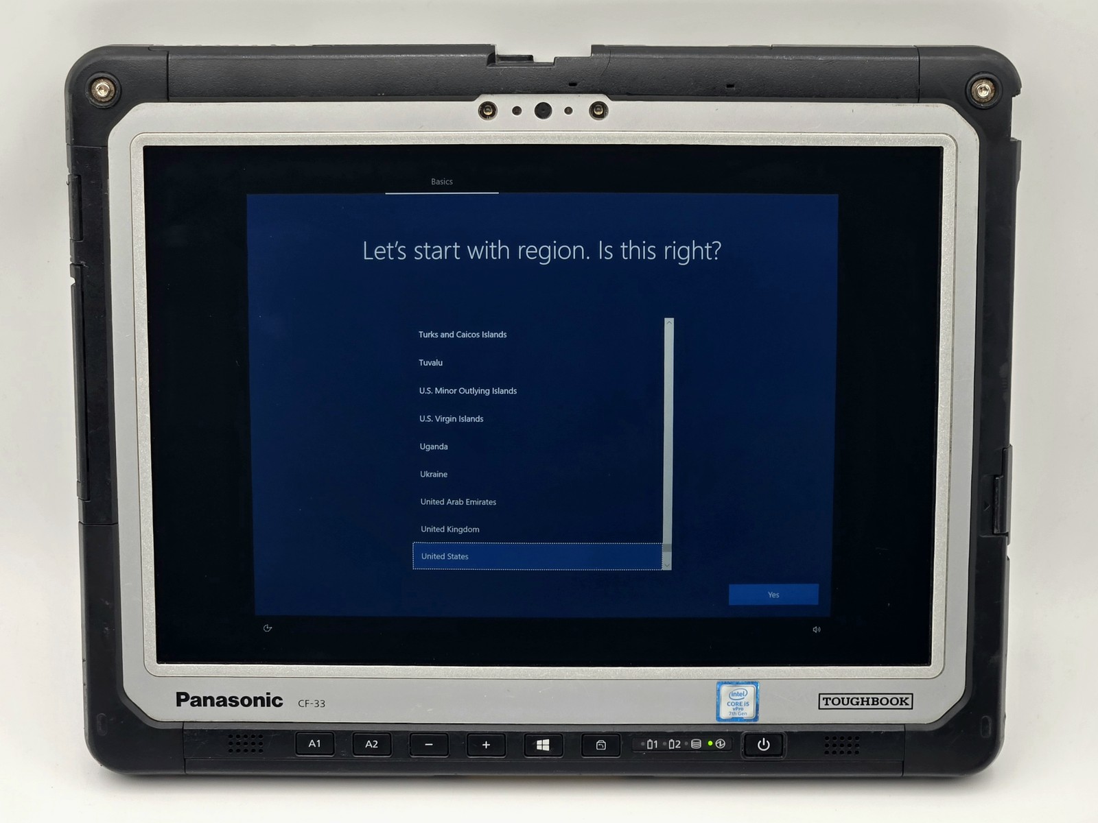 Panasonic Toughbook CF-33 2-in-1 12″ 2160 x 1440 Touch I5-7300U 256GB SSD 8GB