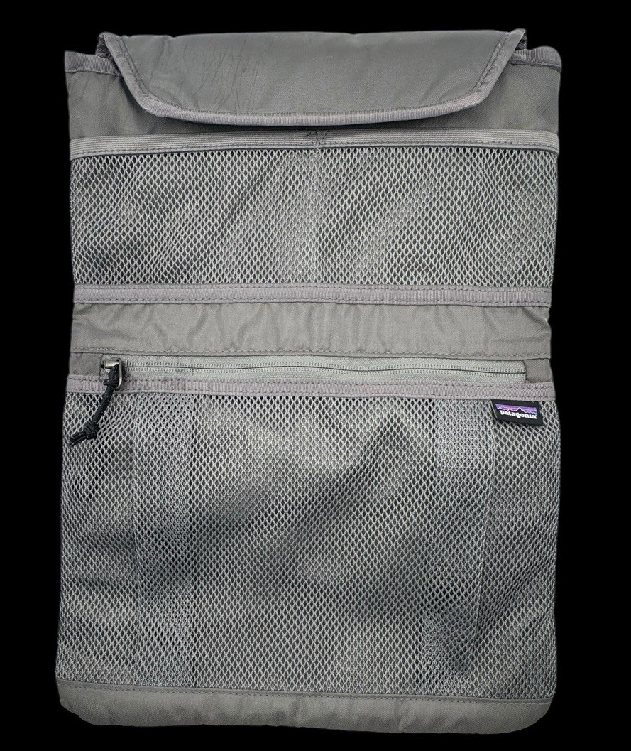 Patagonia Refugio Padded Laptop Tablet Sleeve Case Gray Mesh Pockets 15”X 11”