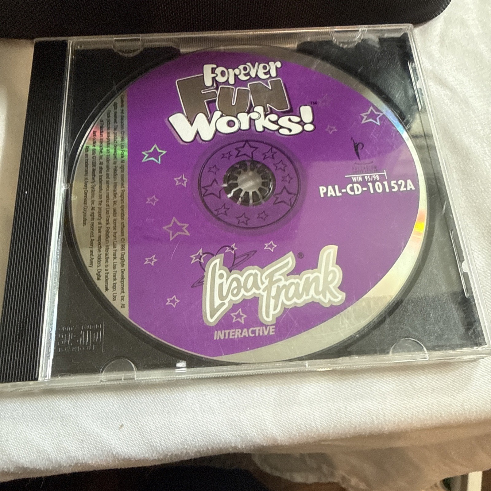 Vintage Lisa Frank Forever Fun Works CD-ROM PC Windows 95/98 RARE PAL-CD-10152A