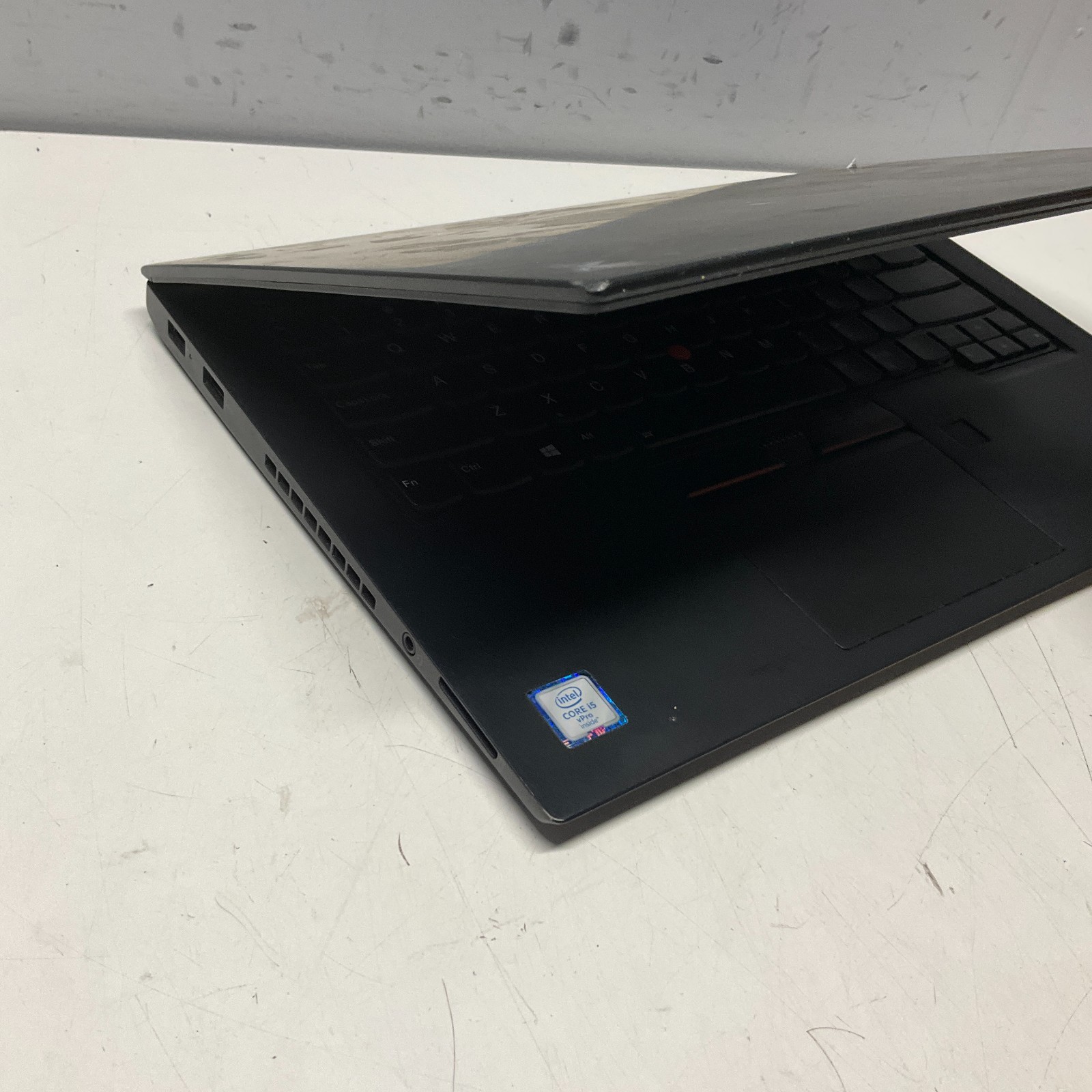Lenovo ThinkPad T470s 14″ Intel i5-6300U 2.40GHz 8GB RAM 256GB SSD Win 10 Pro