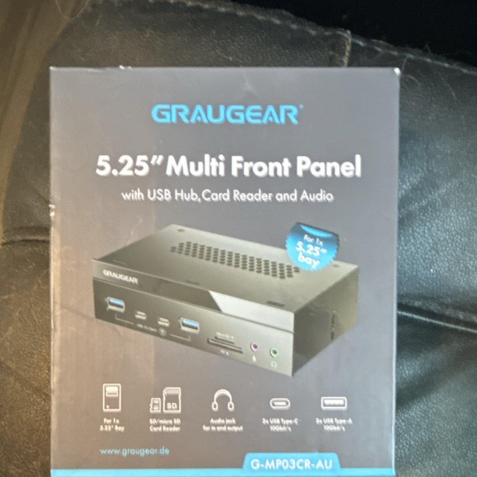 GRAUGEAR 5.25in Front Panel USB 3.0/USB-C 1:4 Hub Card Reader Audio Black