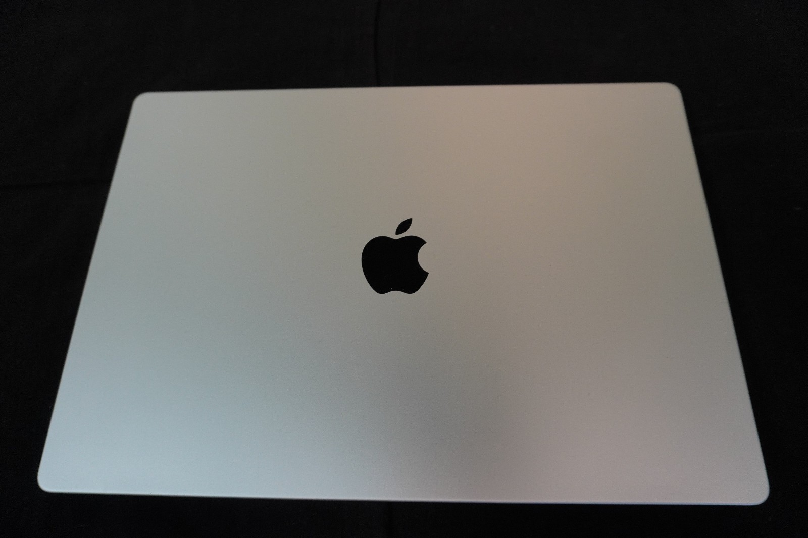 Apple MacBook Pro A2485 16″ M1 Pro GPU 32GB RAM 1TB SSD 2021 Space Gray
