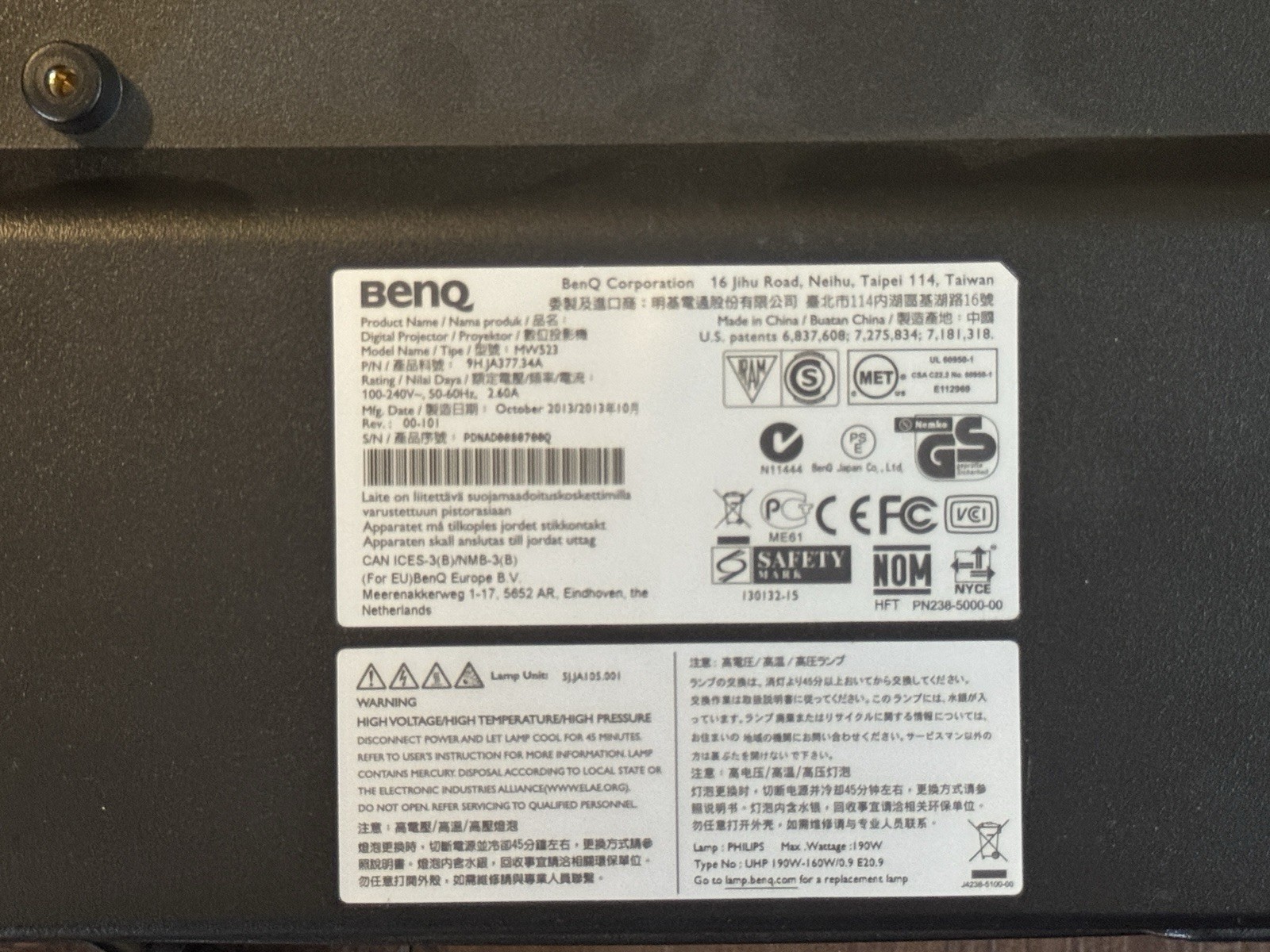 BenQ MW523 DLP Projector 3000lm WXGA 3D Speakers HDMI VGA USB Remote Case