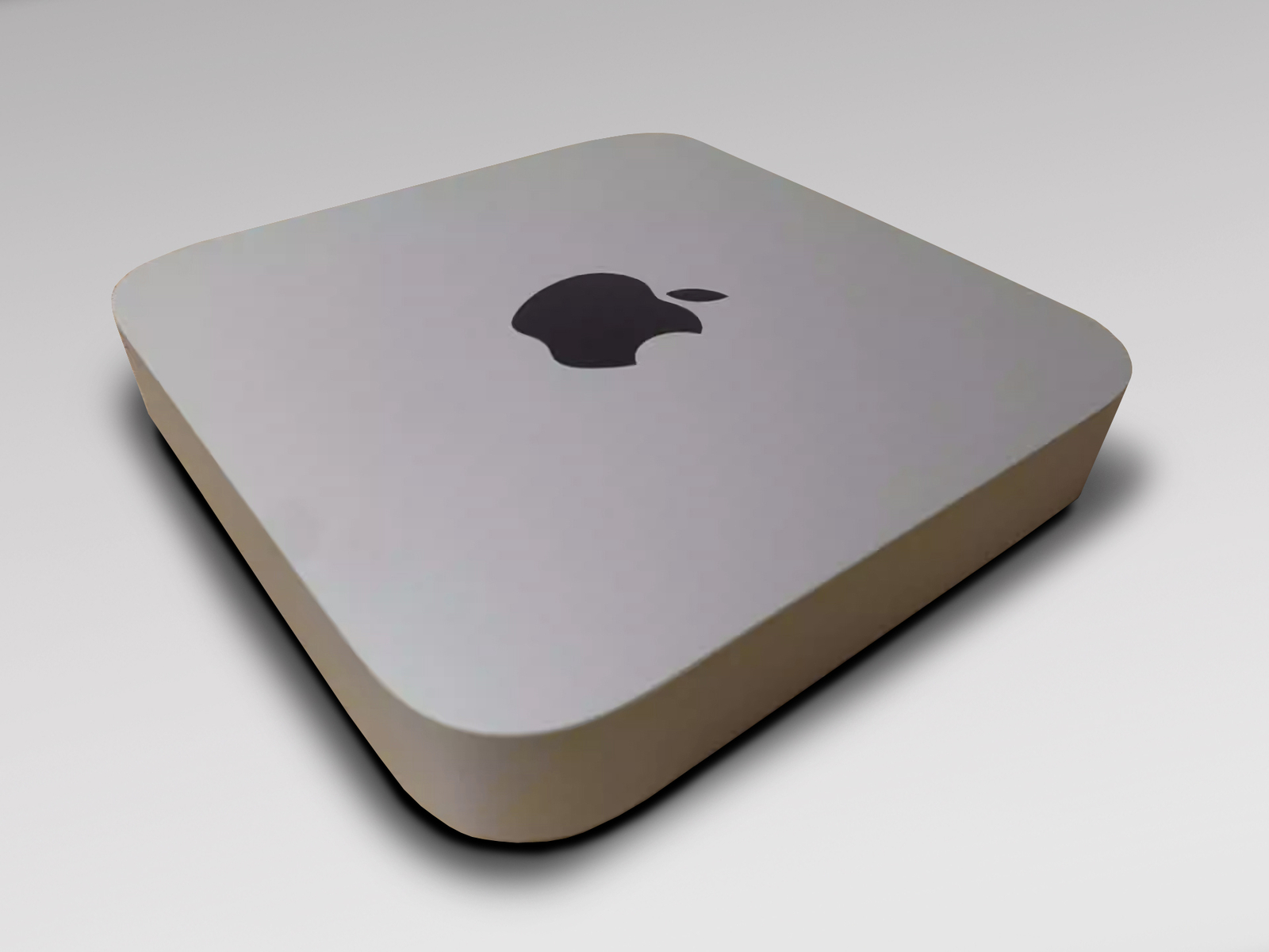 Apple Mac Mini Desktop (Intel Core i5 4th Gen 2.6GHz 8GB RAM 512GB SSD) Silver