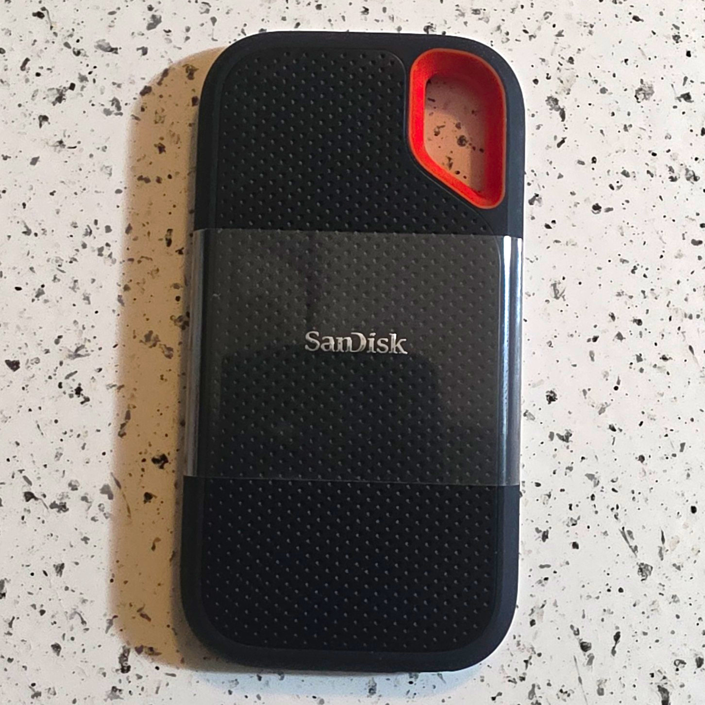 SanDisk Extreme Portable SSD 2TB External USB-C Solid State Drive Black/Red