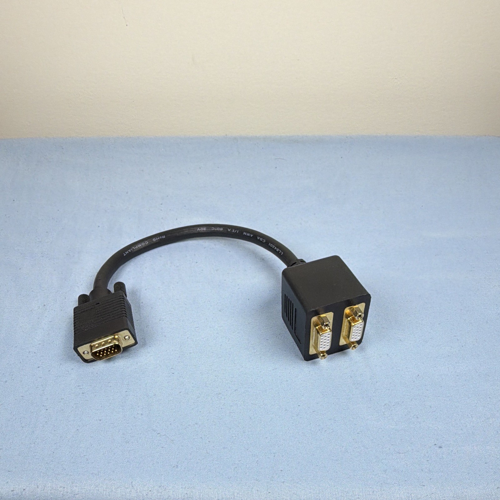 VGA/SVGA D-Sub Male to 2 Female Splitter Cable 1:2 Connection Black Adapter