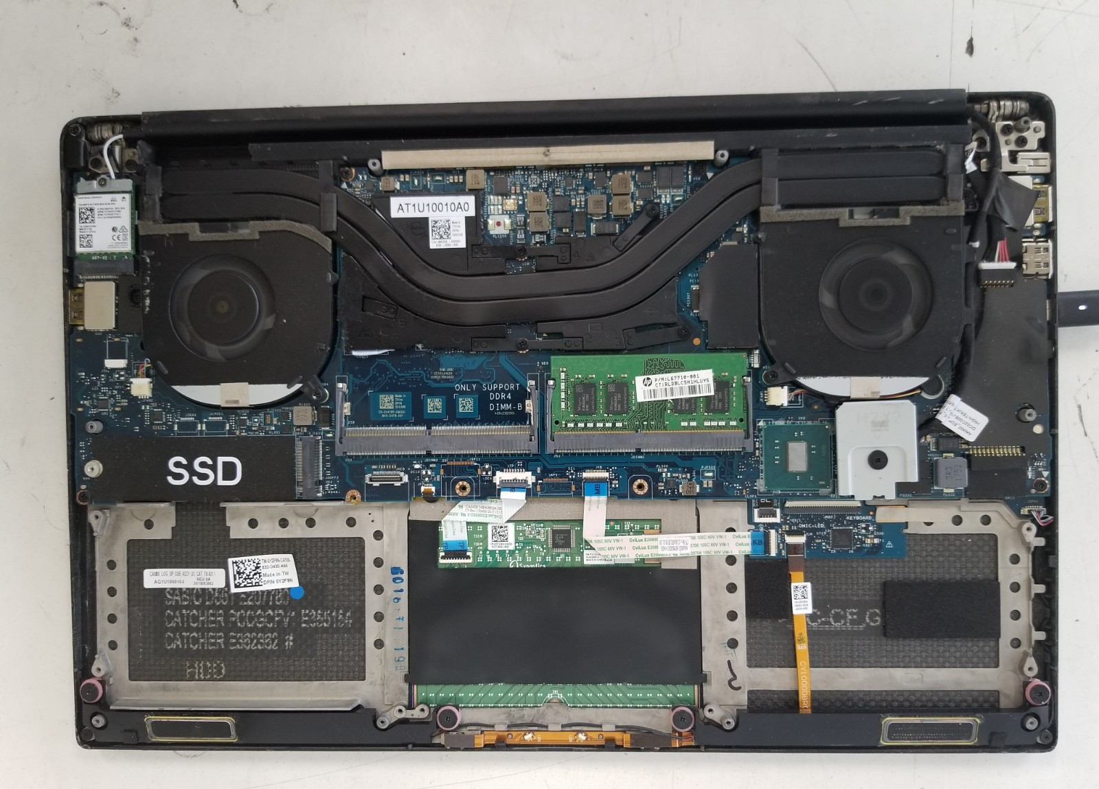Dell Precision 5520 15.6″ i7-7820HQ 16GB RAM No SSD No OS/ Batt