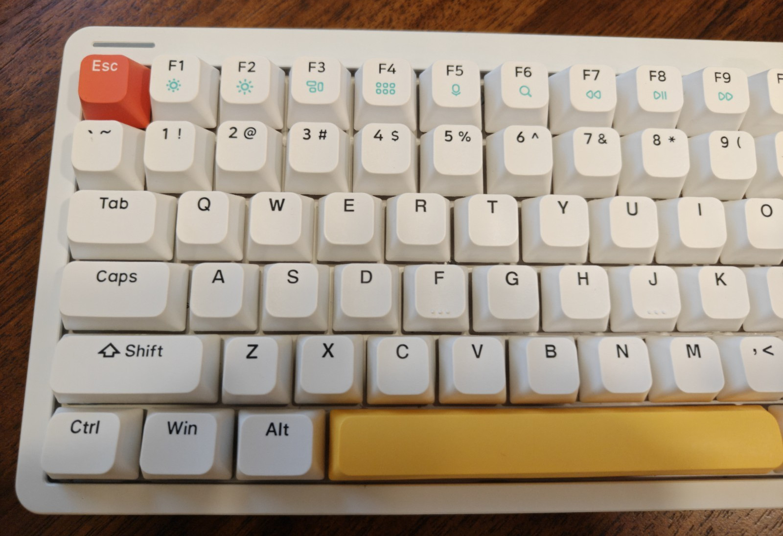 NuPhy Halo96 Mechanical Keyboard Rose Glacier Switches + HyperX Pudding Keycaps