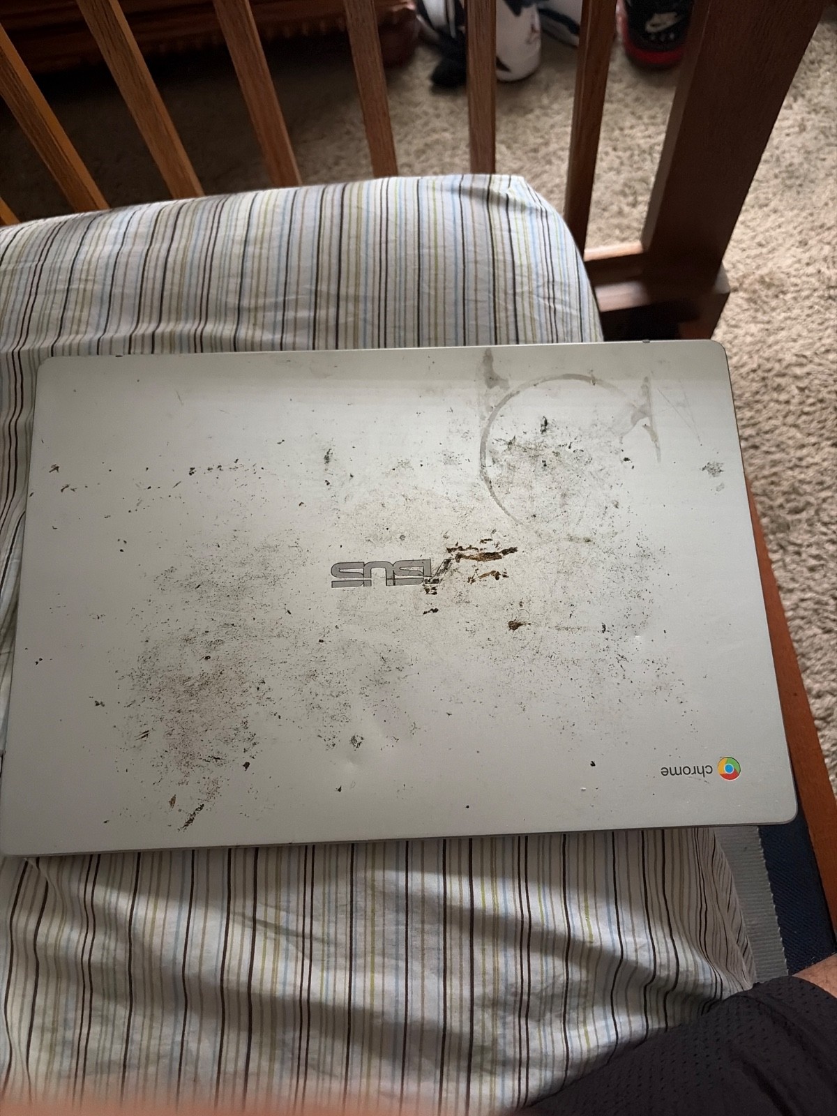 computer chrome little dirty if gets a buyer I will clean it before selling