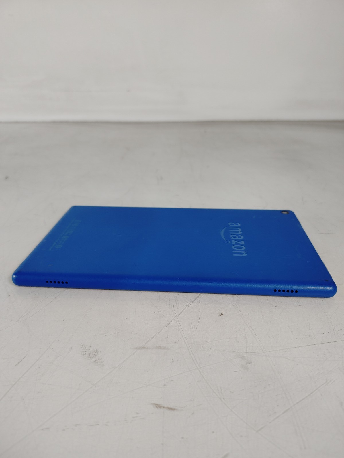 Amazon Fire HD 8 (7th Generation) SX034QT 32 GB Fire OS (WiFi Only)