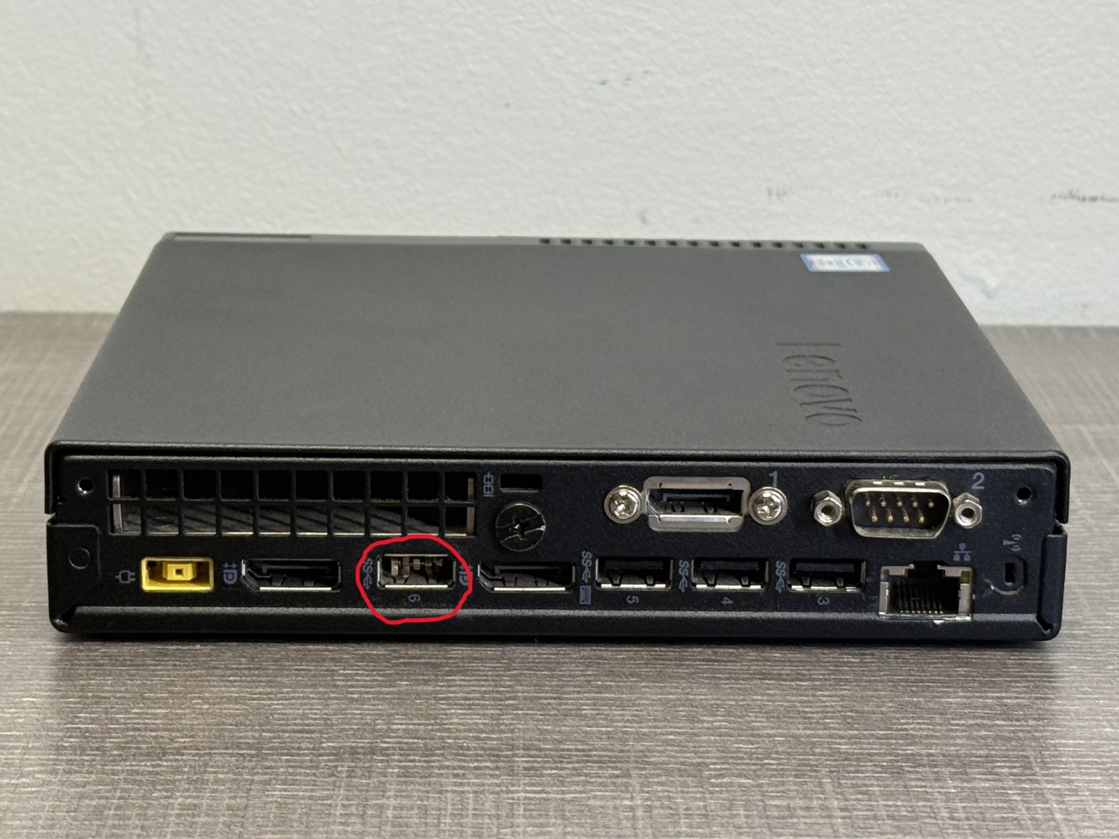 Lenovo ThinkCentre M910q Tiny i5-7500T 8GB 256GB SSD Windows 11 Pro