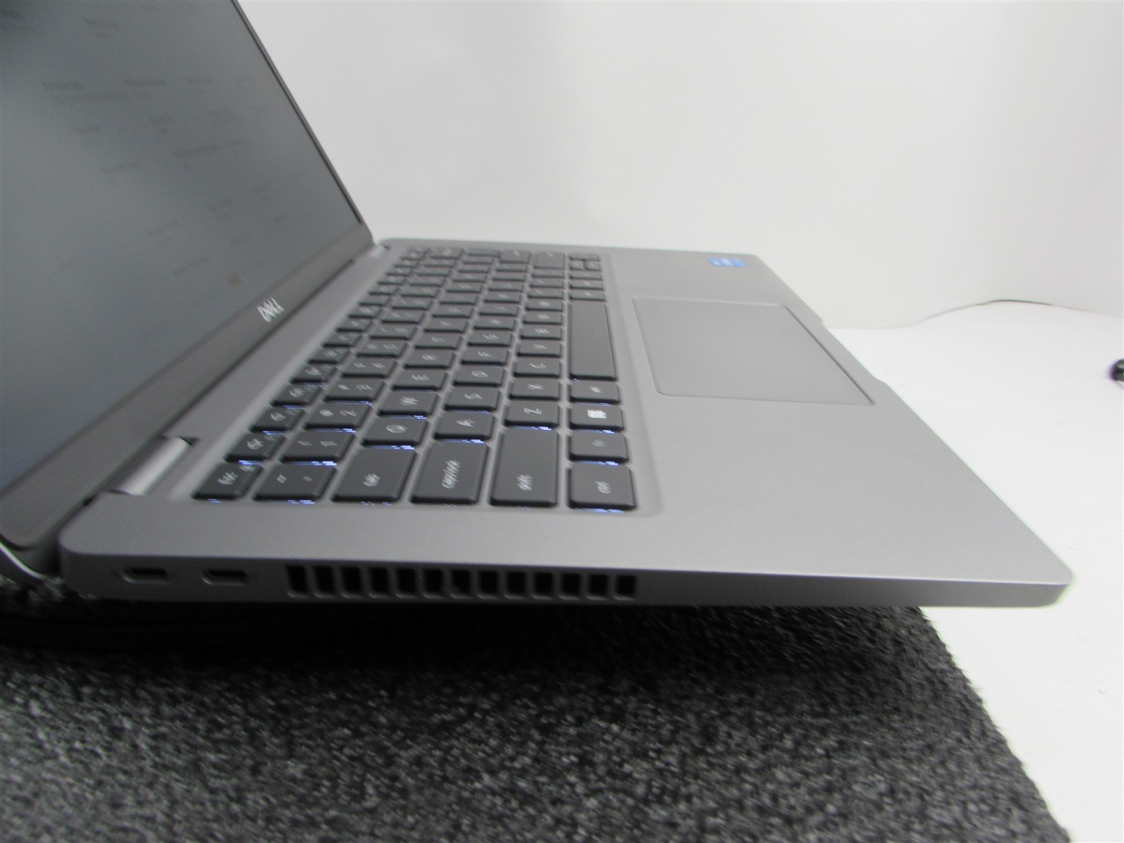 DELL LATITUDE 5430 1920X1080 FHD TOUCH I5-1245U 256GB SSD 16GB RAM NO O.S