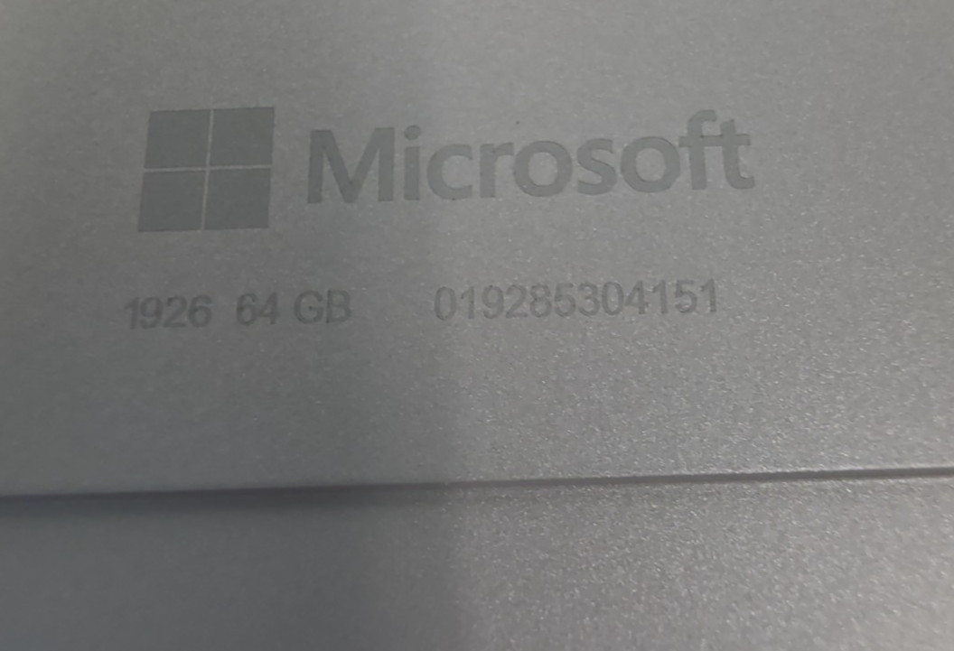 Microsoft Surface Go 2| Intel Core m3|4GB RAM| 64GB SSD| Win 10 Pro| Bad Battery