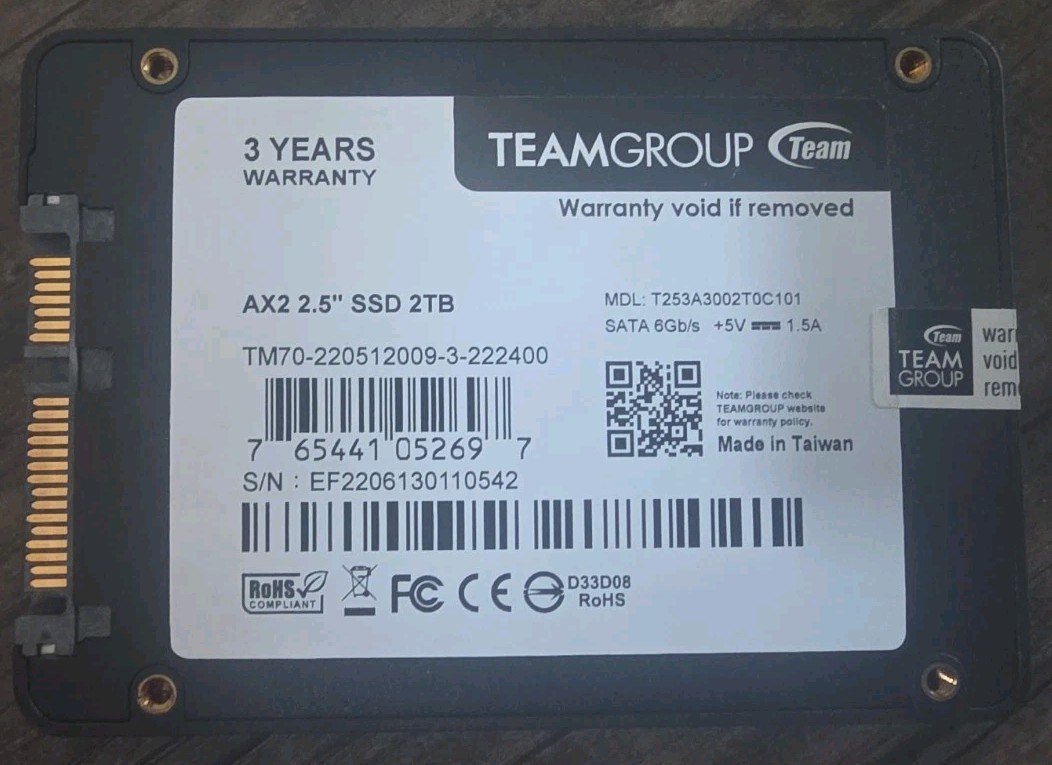TeamGroup 2TB SSD 2.5″ SATA AX2 Advanced Solid State Drive (T253A3002T0C101)