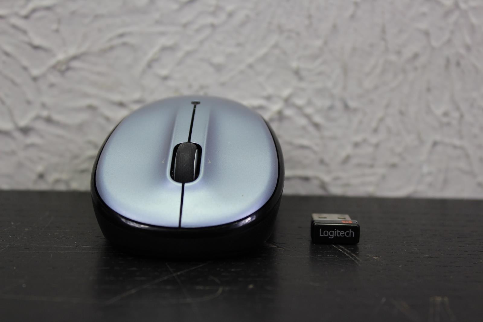 Logitech M325 810-006956 Wireless Mouse – Black – With USB reciever