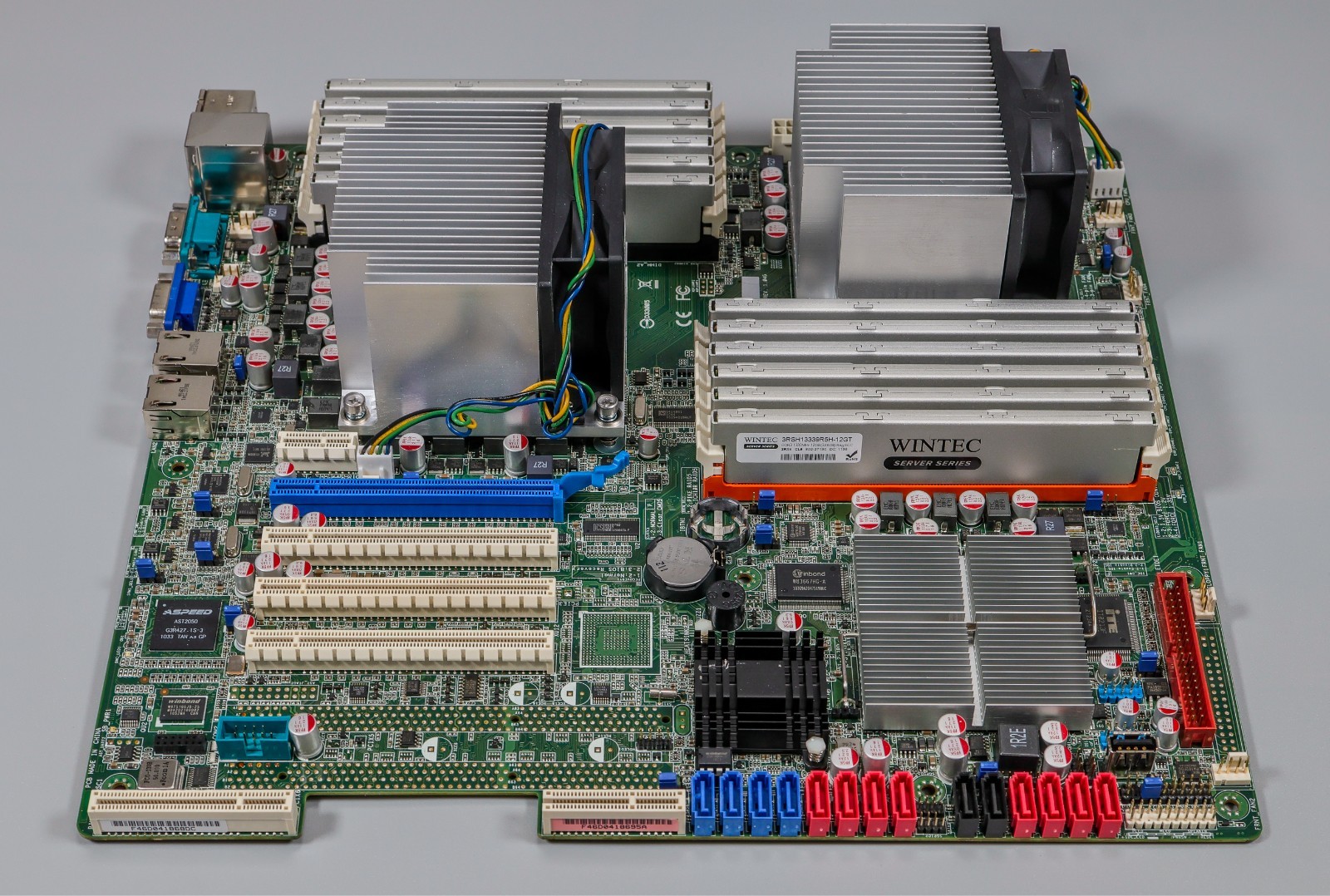 ASUS Z8PE-D12 Dual LGA1366 Server Motherboard Xeon E5620 72GB DDR3 ECC RAM