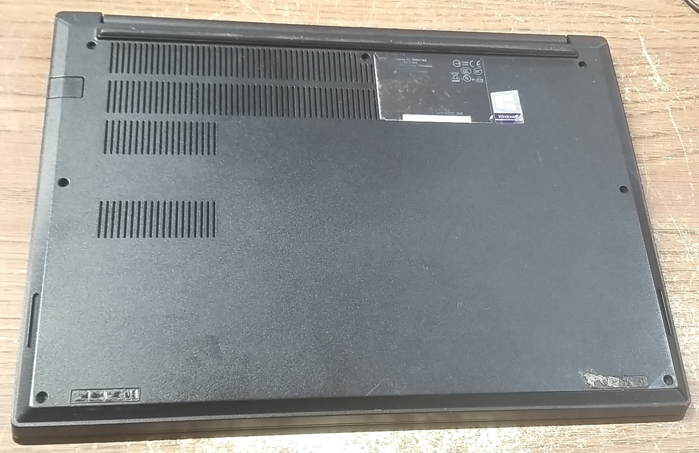 Lenovo ThinkPad E14 14″ i5-10210u – 8GB Ram, 256GB SSD.