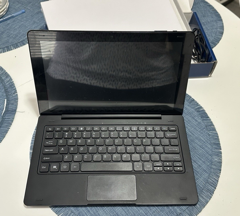 Insignia Flex 11.6in Tablet 32GB 2GB w/ Keyboard Wi-Fi BT USB-C