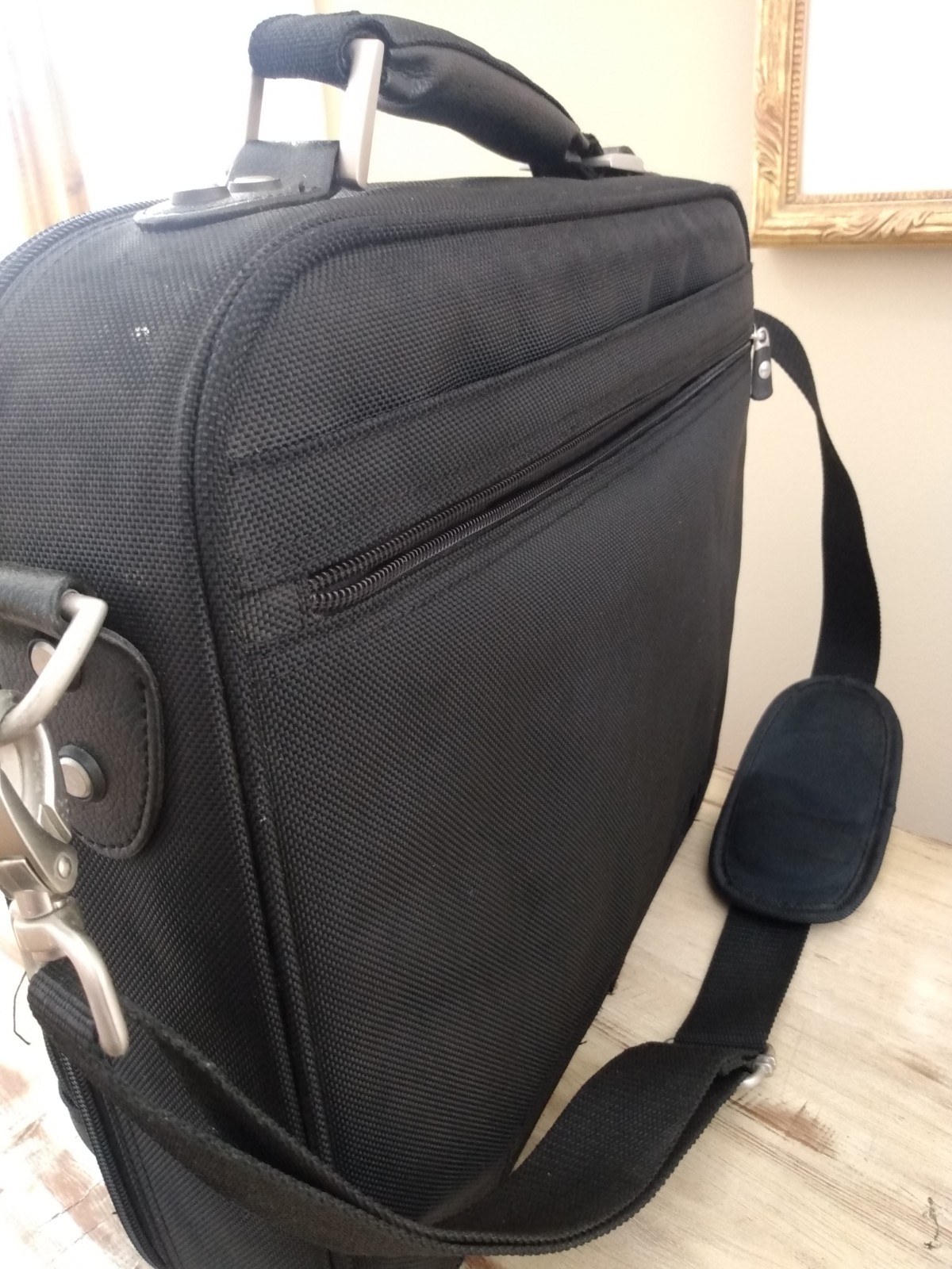 Dell Briefcase Laptop Case Computer Bag Padded Shoulder 15″ Computer